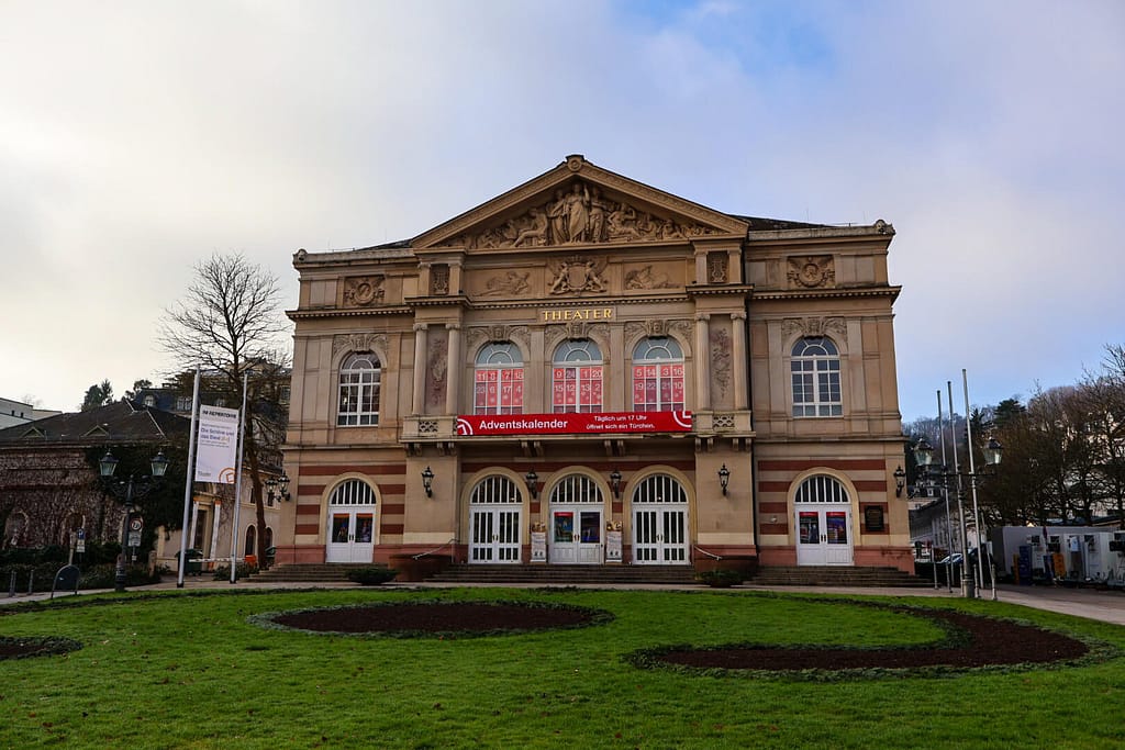 Baden-Baden, Theater