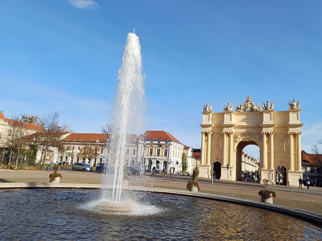 Brandenburger Tor, Potsdam, Luisenplatz