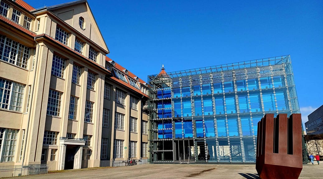 Karlsruhe, Hallenbau, Munitionsfabrik, ZKM | Zentrum für Kunst und Medien untergebracht.