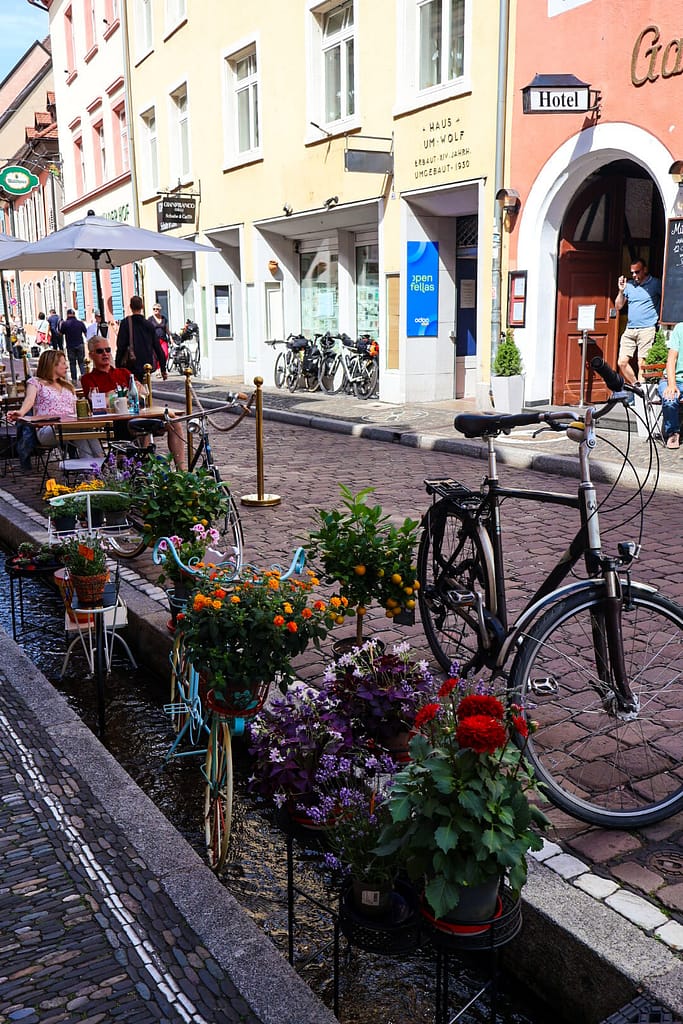 Freiburg, Altstadt, Bächle