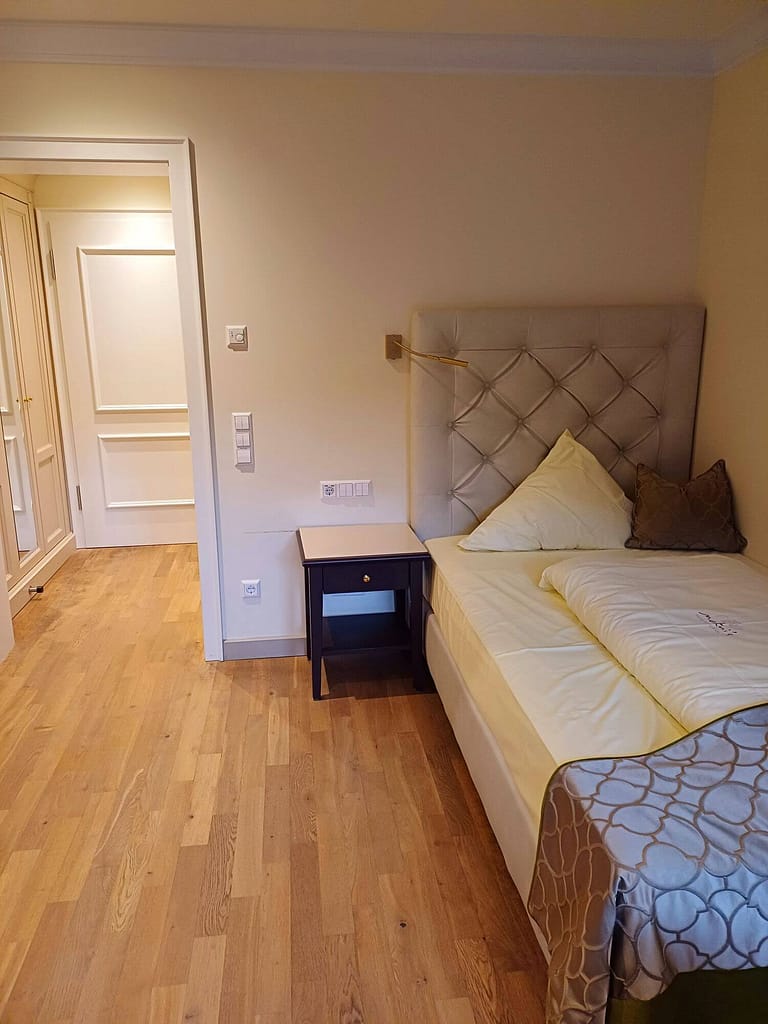 Mokni's Badhotel, Bad Wildbad