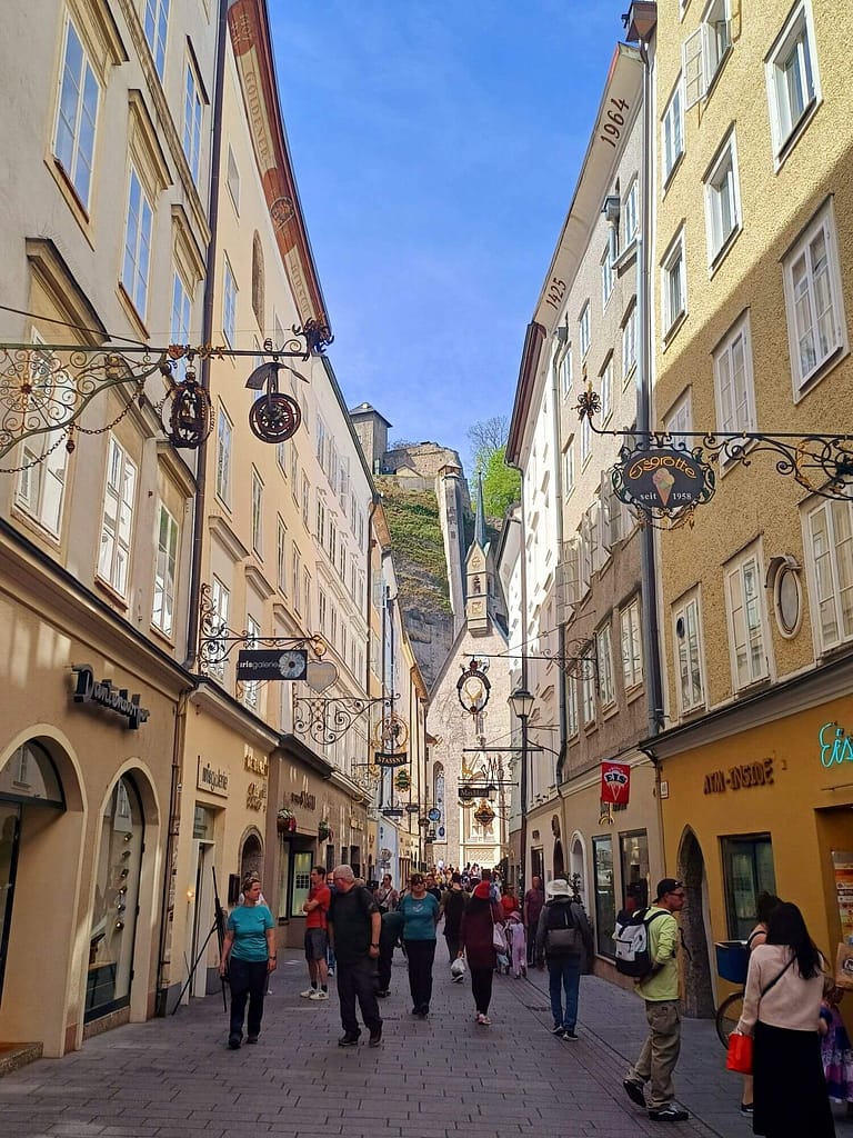 Salzburg, Getreidegasse