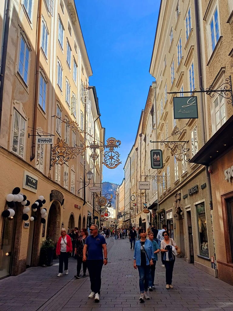 Salzburg, Getreidegasse