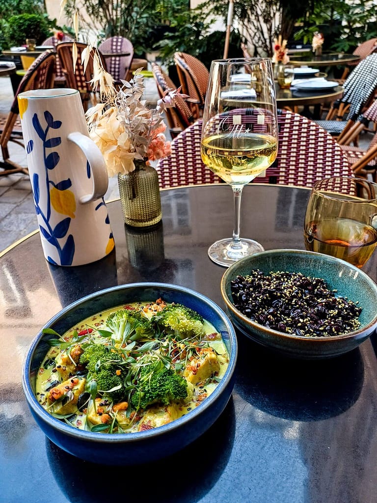 Paris, Café 52