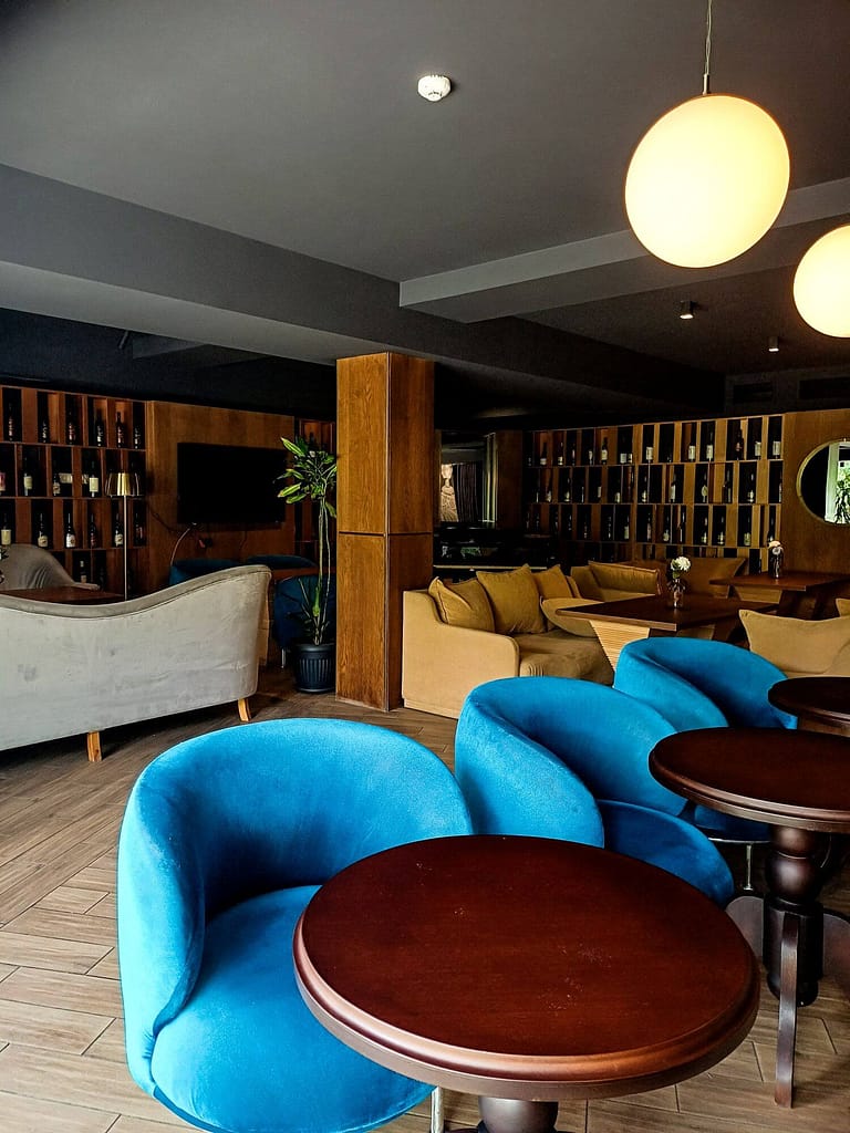 Tiflis, Folk Hotel